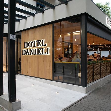 Hotel Danieli ลิโดดิเยโซโล ภายนอก รูปภาพ